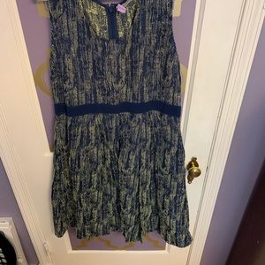 Eva Mendes sleeveless dress